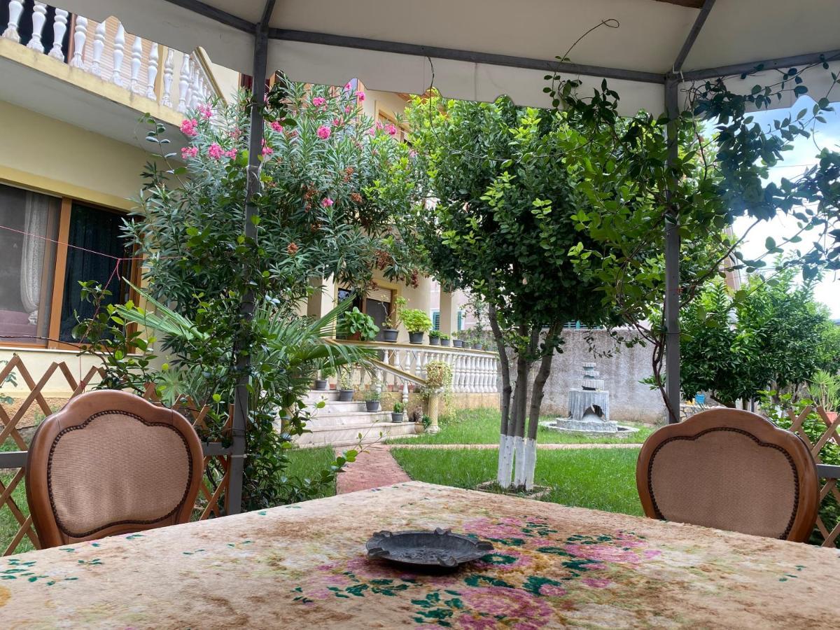 Gather Inn Guest House Shkodër Екстериор снимка