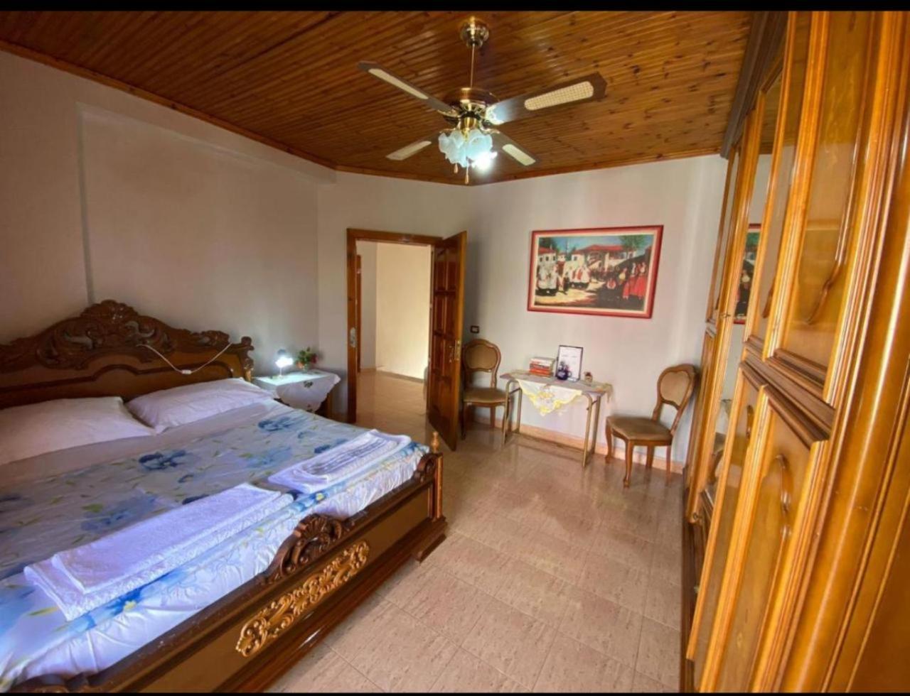 Gather Inn Guest House Shkodër Екстериор снимка